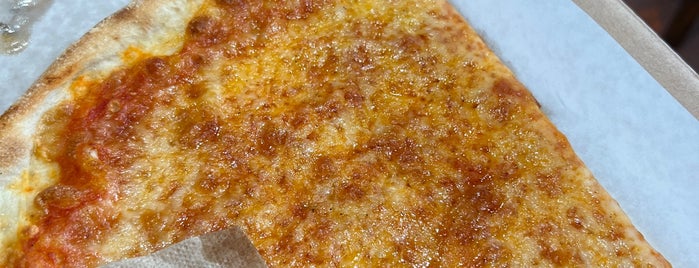 Toskana Pizzeria Restaurant is one of Nassau County.