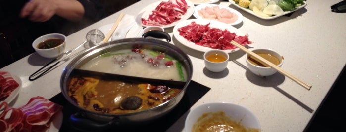 Hot Pot House is one of Locais curtidos por Evil.