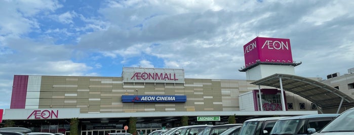 AEON Mall is one of สถานที่ที่ la_glycine ถูกใจ.