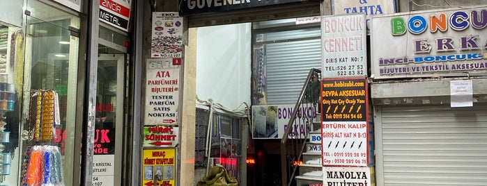 Güvener Iş Hanı is one of Tükkanlar 👒👗👓.
