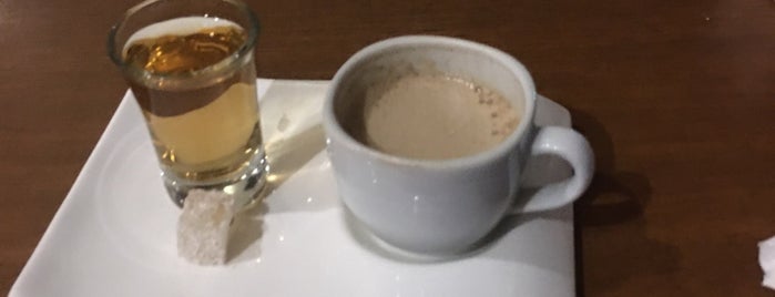 El Molino - Cafe Bistro is one of Lieux sauvegardés par Hakan.