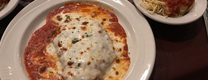 Pompeii Italian Grill is one of The 13 Best Places for Cannelloni in San Antonio.