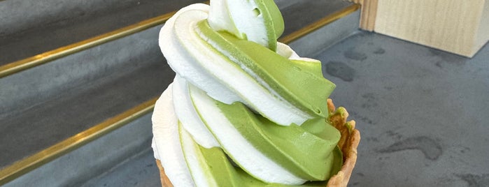 Nana’s Green Tea is one of Dessert, Bakeries, & Cafes - to do.