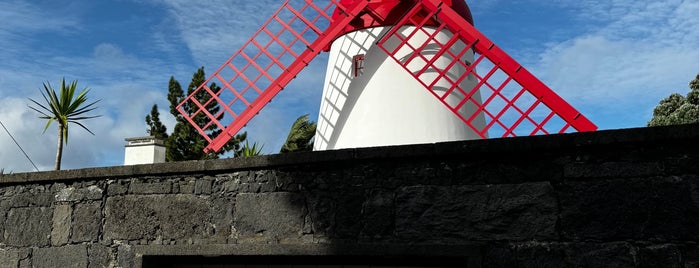 Moinho do Pico Vermelho is one of Azores.