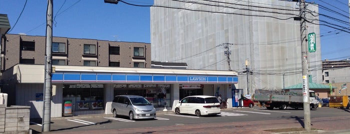 ローソン 札幌琴似3条店 is one of 自宅周辺.