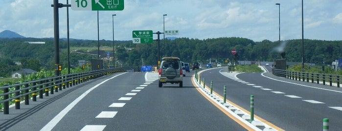 琴浦東IC is one of 山陰自動車道.