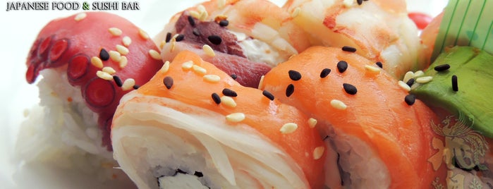Asuka Japanese Food & Sushi Bar is one of De viaje! :3.
