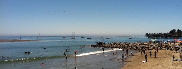 Capitola Beach is one of Lieux qui ont plu à Kensie.