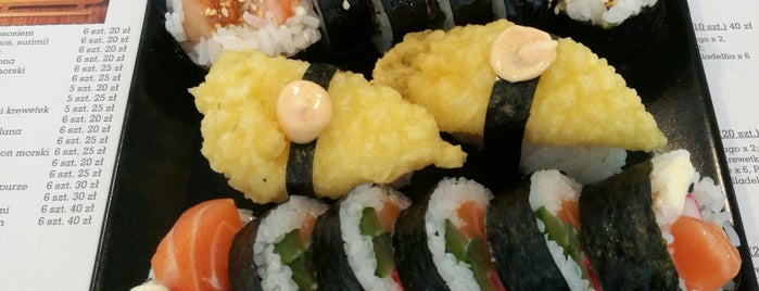 Koi Sushi Bar is one of Restauracje.