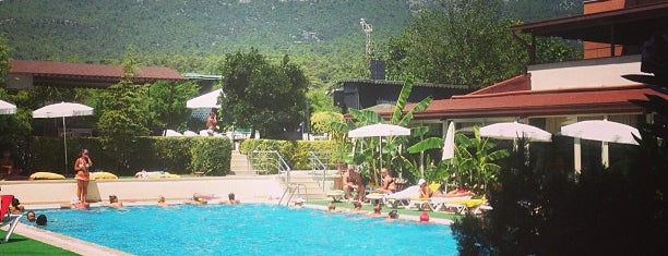 Rose Residence Beach is one of Tayyar'ın Beğendiği Mekanlar.