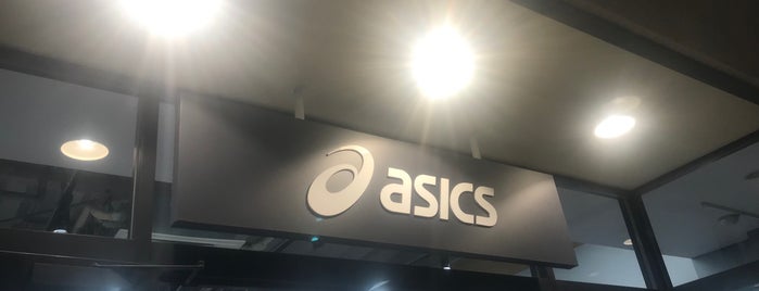 asics FACTORY OUTLET is one of 幕張.