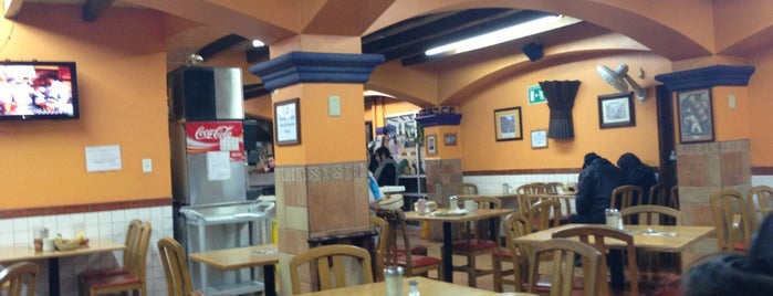 Restaurante Mexicano S.A. de C.V. is one of Favoritos.