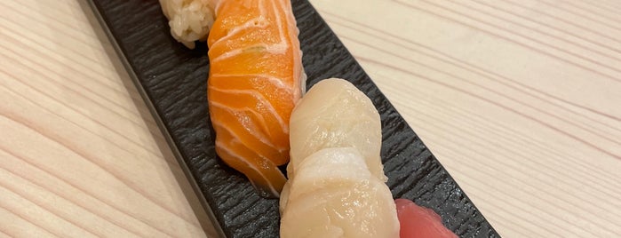 Sushi Misakimaru is one of 戸塚でランチ.