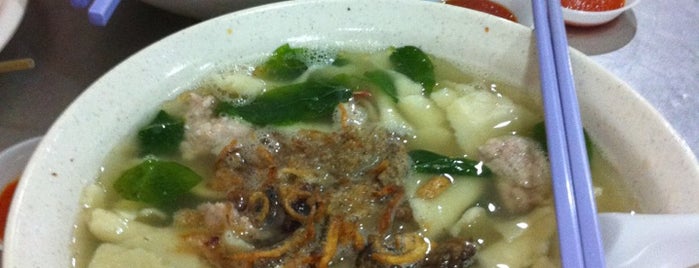 Poon Nah City Home Made Noodle is one of Ian 님이 저장한 장소.