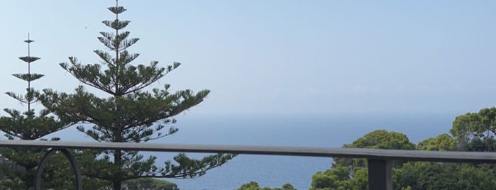 Hotel La Minerva is one of Capri bucket list.