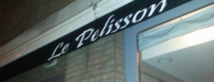 Le Pelisson is one of สถานที่ที่ Chinedu ถูกใจ.