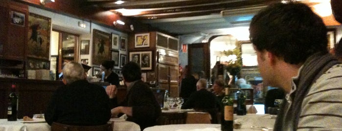 Casa Leopoldo is one of Comer bien en Barcelona.