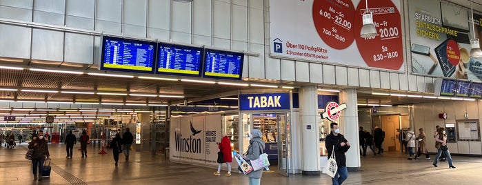 Bahnhof Wien Floridsdorf is one of travel.