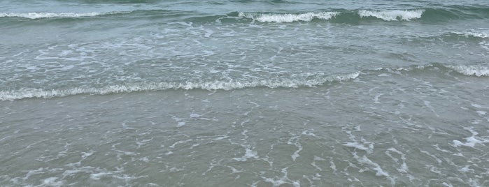 Beach Walk is one of Clearwater Beach 🏝️.