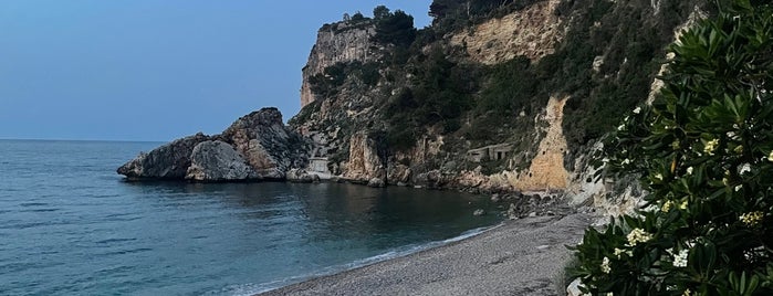 Spiaggia di Guidaloca is one of Sicilia.