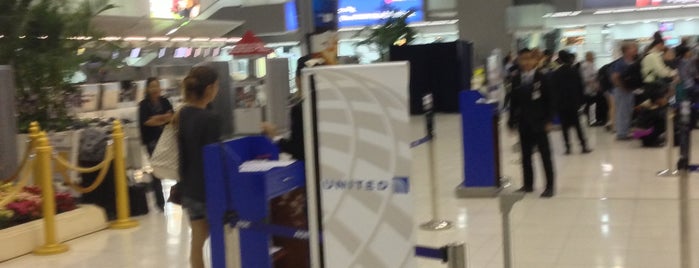 United Airlines (UA) Check-In is one of BKK Pre-Flight.