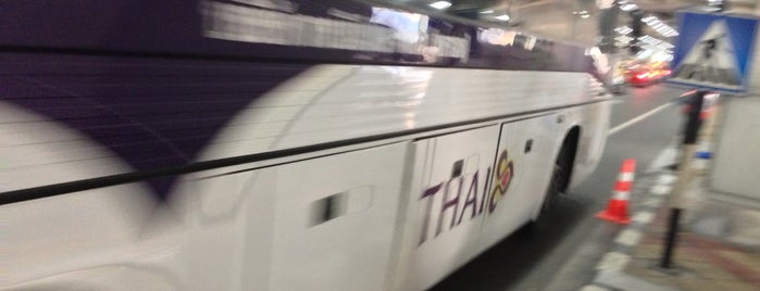 Thai Airways (TG) - Employee Shuttle Bus is one of BKK Pre-Flight.