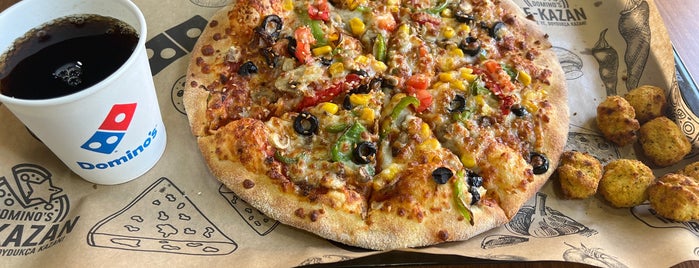 Domino's Pizza is one of Domino's Lezzet Durakları.