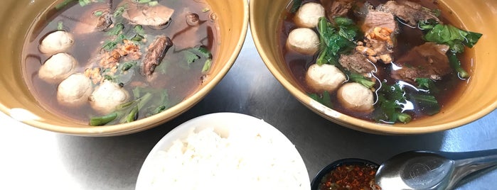 ก๋วยเตี๋ยวเนื้อนายซ้งรสเยี่ยม (แยกเหม่งจ๋าย) is one of Beef Noodles.bkk.