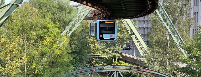 H Alter Markt (Schwebebahn) is one of Ruhrgebiet.