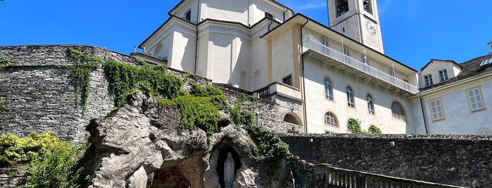 Sacro Monte Calvario is one of Luoghi.
