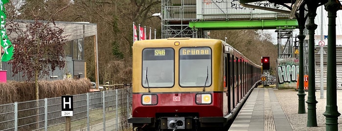 S Zeuthen is one of Berliner S-Bahn.