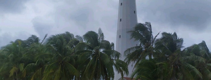 Mercusuar L.I Enthoven Pulau Lengkuas is one of Lighthouse Bucket List.