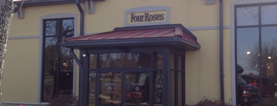 Four Roses Distillery is one of Locais curtidos por HealthWarehouse.