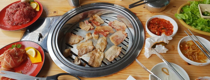 Sunny Seoul BBQ is one of Must-visit Food in Sunnybank.