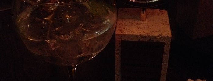 Gintonic Bar is one of Bares y restaurantes de madrid.