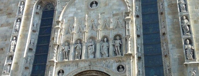 Piazza del Duomo is one of Como.