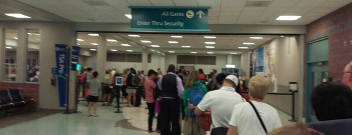TSA Security is one of Tempat yang Disukai Fernando.