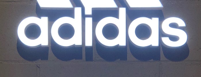 Adidas Originals Store is one of мск.fm.