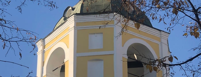 Храм святителя Филиппа, митрополита Московского, в Мещанской слободе is one of Храмоздания.