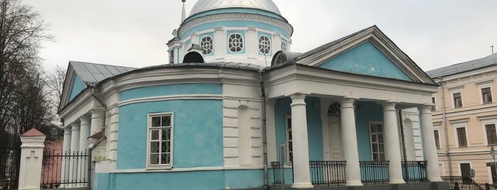 Храм Успения Божией Матери «с Полонища» is one of Церкви Пскова.