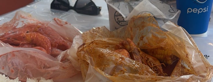 Shrimp zone is one of Jeddah places.