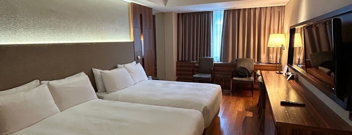 퍼시픽호텔 is one of Hotel Asia.