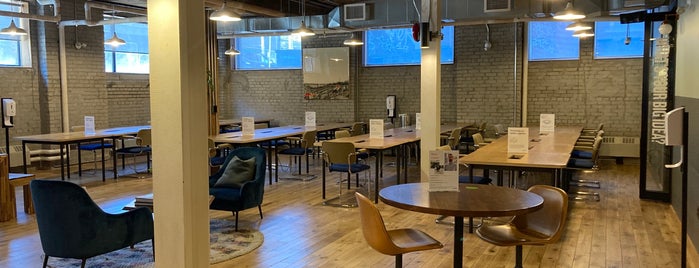 WeWork Richmond Street West is one of Lugares favoritos de Ethan.