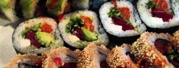 Sushi Bites is one of Lieux qui ont plu à Michael.