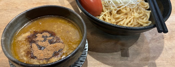 Kiwamiya is one of 麺.