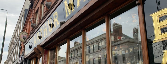 Arthur Mayne's Pub is one of Donal : понравившиеся места.