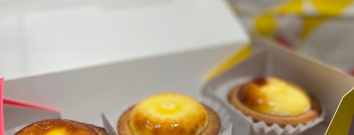 BAKE cheese tart is one of Seoul.