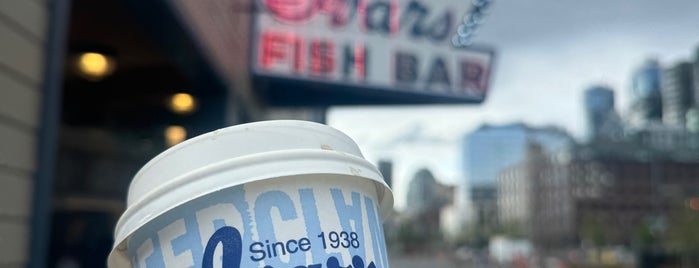 Ivar's Fish Bar is one of Seattle.