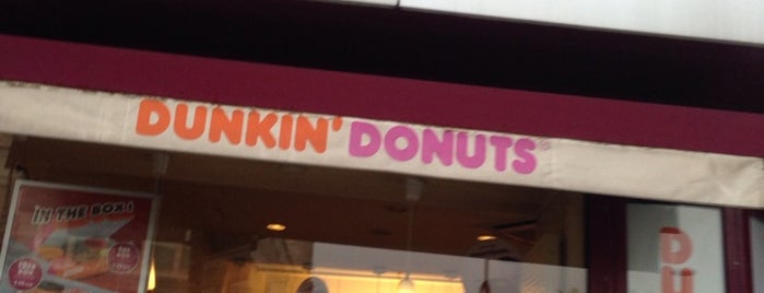 Dunkin' is one of N.: сохраненные места.