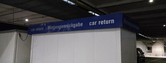 Car Return is one of สถานที่ที่ Umut ถูกใจ.